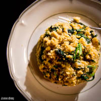 Spinach and garlic with tomato couscous